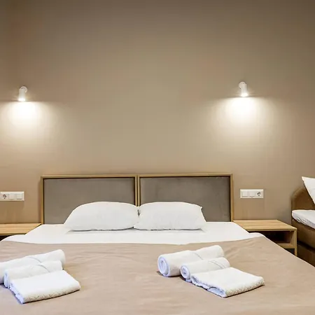 Family Hotel *