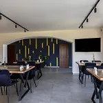 Family Hotel